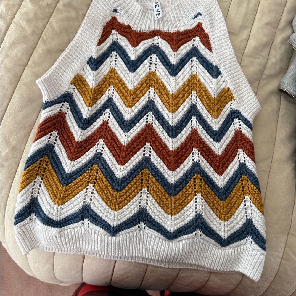 Eve Chevron Knit Sweater in Multicolor